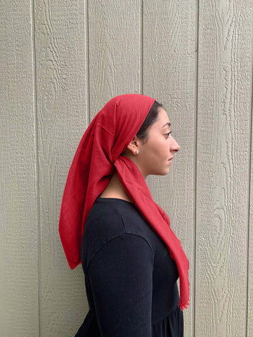 Red Lipstick Headscarf (𝑆𝑝𝑟𝑖𝑛𝑔 + 𝑊𝑖𝑛𝑡𝑒𝑟)