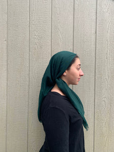 Going Green Headscarf (𝑆𝑢𝑚𝑚𝑒𝑟 + 𝑊𝑖𝑛𝑡𝑒𝑟 + 𝐴𝑢𝑡𝑢𝑚𝑛)