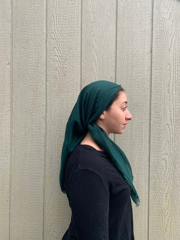 Going Green Headscarf (𝑆𝑢𝑚𝑚𝑒𝑟 + 𝑊𝑖𝑛𝑡𝑒𝑟 + 𝐴𝑢𝑡𝑢𝑚𝑛)
