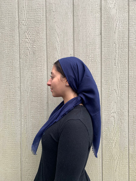 Blue Moon Headscarf (𝑊𝑖𝑛𝑡𝑒𝑟 + 𝐴𝑢𝑡𝑢𝑚𝑛 + 𝑆𝑝𝑟𝑖𝑛𝑔)