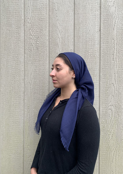 Blue Moon Headscarf (𝑊𝑖𝑛𝑡𝑒𝑟 + 𝐴𝑢𝑡𝑢𝑚𝑛 + 𝑆𝑝𝑟𝑖𝑛𝑔)