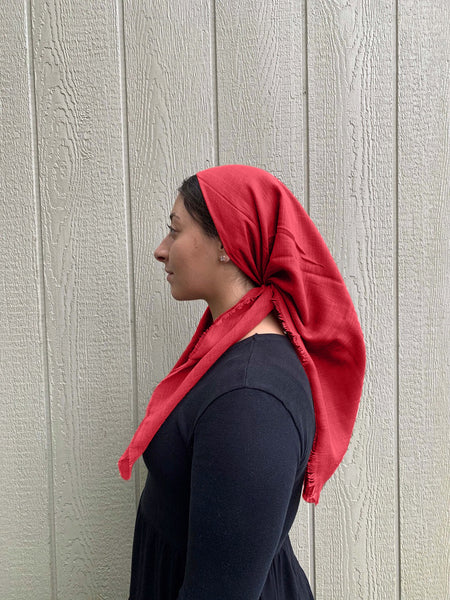 Red Lipstick Headscarf (𝑆𝑝𝑟𝑖𝑛𝑔 + 𝑊𝑖𝑛𝑡𝑒𝑟)
